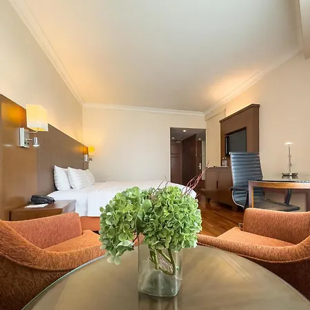 Rembrandt Hotel Bangkok Exterior photo